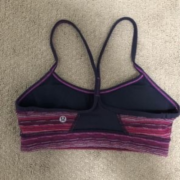 Lululemon sports bra - Picture 2 of 3